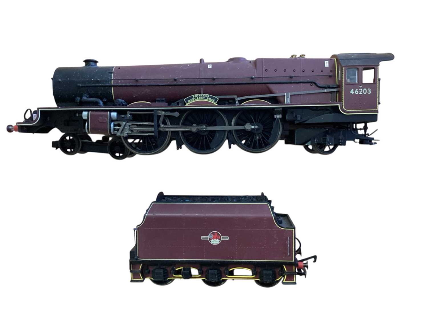 Lot 744 - Hornby OO Gauge BR maroon 4-6-2 Princess Class Princess Margaret Rose tender locomotive 46203, LMS maroon 4-6-2 Coronation Class Duchess of Norfolk tender locomotive 6226, GWR green 4-6-2 Battle...