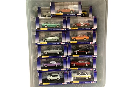 Lot 1827 - Corgi Vanguards 1:43 scale diecast Commercial Vans & Cars, boxed (23)