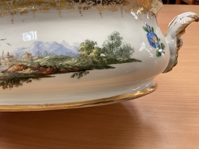 Lot 244 - Meissen tureen and cover