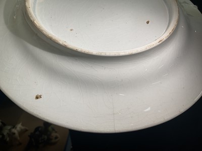 Lot 5000 - Pair of 19th century leaf moulded plates