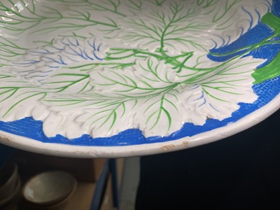 Lot 5000 - Pair of 19th century leaf moulded plates
