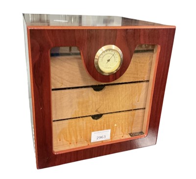 Lot 2963 - Humidor with hygrometer, with label for Boutique 22, Paris