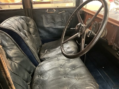 Lot 211 - 1925 Riley 11.9 side valve formal six light 'Chatsworth' saloon, reg. no. RP 925