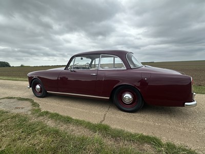 Lot 205 - 1959 Alvis TD21 3 litre fixed head automatic coupe by Park Ward, finished in regal red, reg. no. XLE 35