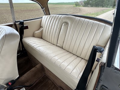 Lot 205 - 1959 Alvis TD21 3 litre fixed head automatic coupe by Park Ward, finished in regal red, reg. no. XLE 35