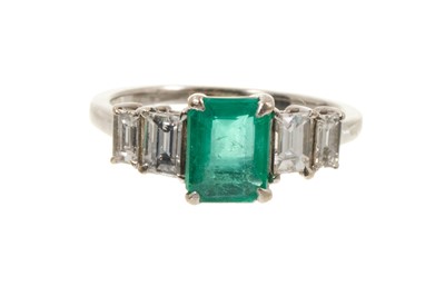 Lot Art Deco style emerald and diamond ring with a rectangular step cut emerald