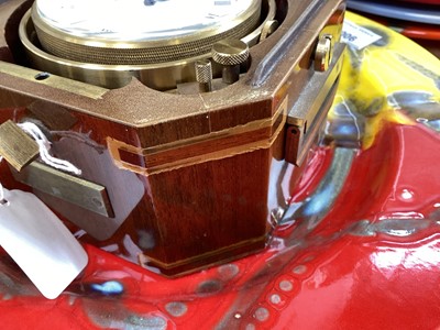 Lot 5005 - Baume & Mercier marine quartz chronometer in brass mounted octagonal wooden case