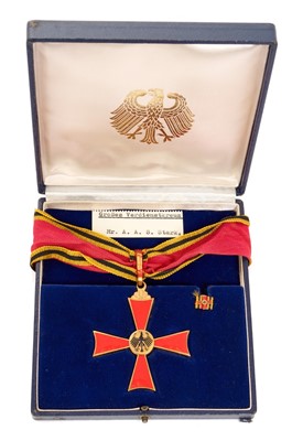 Lot 3 - The Federal Republic of Germany, Order of Merit Commanders Neck Badge with ribbon in case . Provenance: Awarded to the British Diplomat Sir Andrew Stark KCMG, C.V.O.