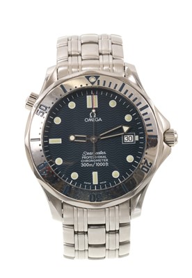 Lot Gentlemen's Omega Seamaster Professional Chronometer wristwatch