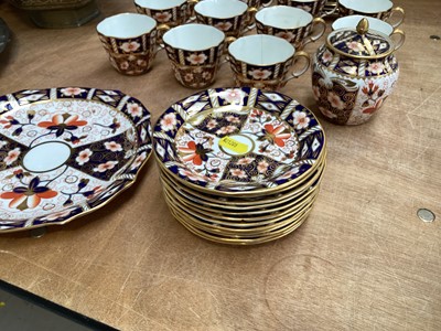 Lot 5036 - Royal Crown Derby tea service