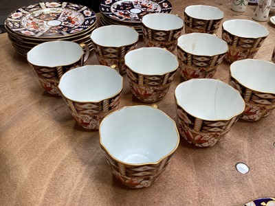 Lot 5036 - Royal Crown Derby tea service