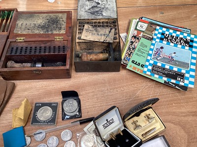 Lot 5064 - Sundry items to include a Queen Mary gift tins, vintage first aid kit with contents, printer's items and others