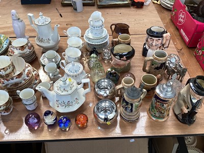Lot 5065 - Group of ceramics to include Royal Albert memory lane tea service, Royal Doulton Winston Churchill Toby jug and other ceramics