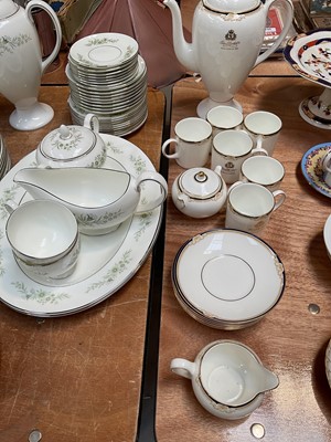 Lot 5092 - Wedgwood Westbury pattern tea and dinner service together with a Wedgwood Cavendish coffee set made for Queen Elizabeth's World Cruise 1994