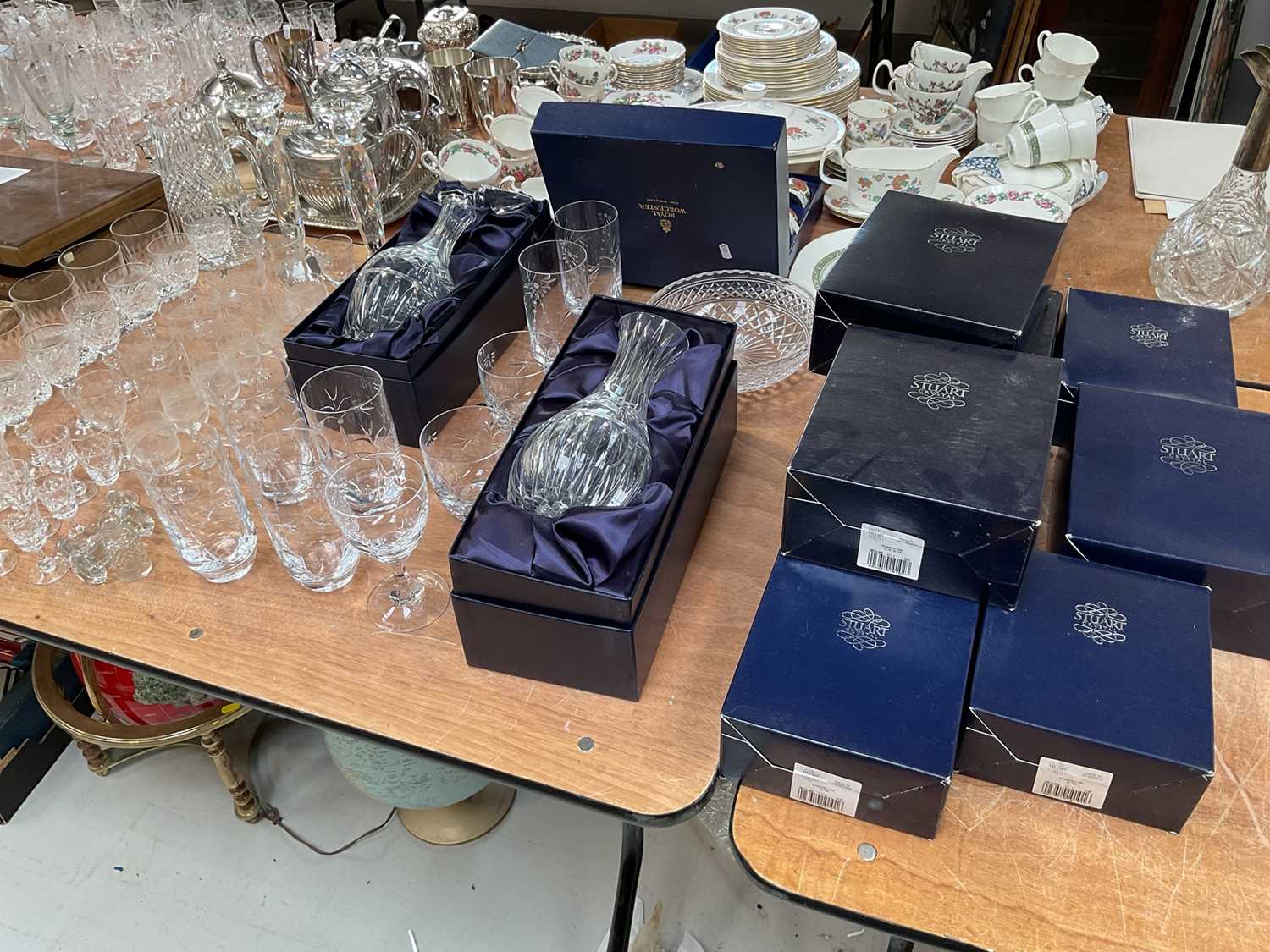 Lot 5094 - Good group of modern cut glass, including boxed Stuart Crystal glasses and decanters, Thomas Webb glassed, etc