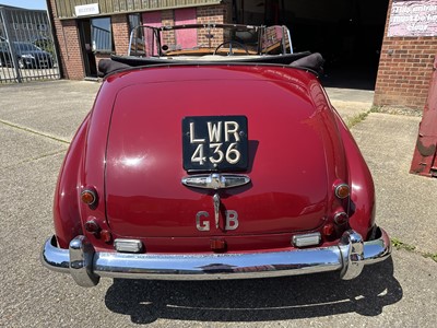 Lot 204 - 1952 Bentley MK VI drophead coupe by H.J. Mulliner, reg. no. LWR 436