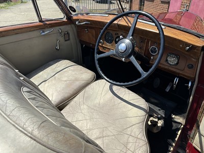 Lot 204 - 1952 Bentley MK VI drophead coupe by H.J. Mulliner, reg. no. LWR 436