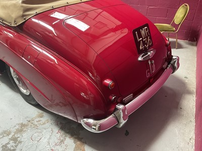 Lot 204 - 1952 Bentley MK VI drophead coupe by H.J. Mulliner, reg. no. LWR 436