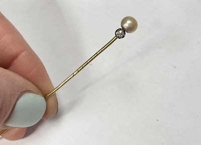 Lot 33 - Art Nouveau 9ct gold mother of pearl and gem set pendant, together with an Edwardian diamond and pearl stick pin