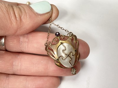 Lot 33 - Art Nouveau 9ct gold mother of pearl and gem set pendant, together with an Edwardian diamond and pearl stick pin