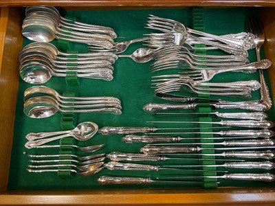 Lot 5265 - Suite of silver plated cutlery, together with other flatware (drawers not included)