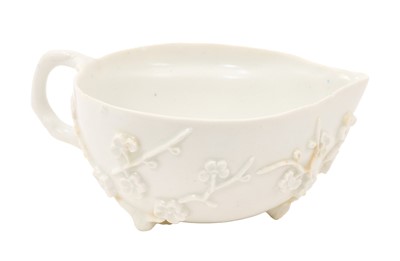 Lot Rare Bow peach form small sauceboat, applied with prunus, circa 1750-52