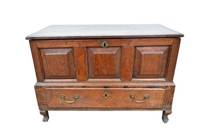 Lot 1376 - 18th century Welsh oak coffer bach