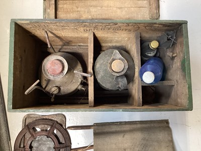 Lot 5028 - Vintage paraffin stove in wooden crate