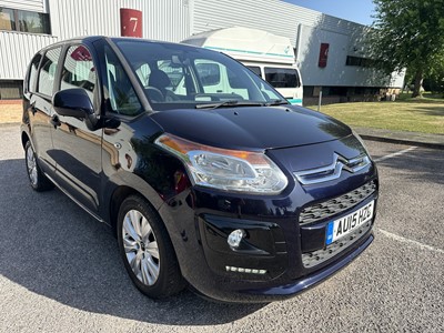 Lot 231 - 2015 Citroen C3 Picasso 1.4 VTi 16v VTR+, manual, finished in metallic blue, reg. no. AU15 HZG