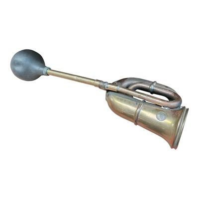 Lot 153 - Brass car horn with rubber bulb, by Powell & Hanmer Ltd, Birmingham