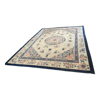 Lot Large Chinese carpet