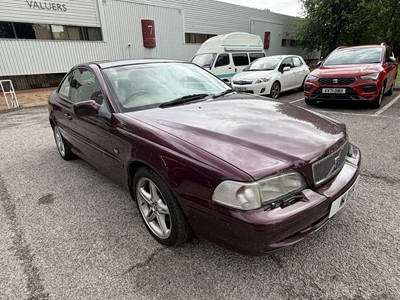 Lot 240 - 2000 Volvo C70 2.3 T5, 2 door coupe, automatic, finished in purple reg. no. W1 BEW.