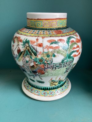 Lot 5001 - 19th/20th century Chinese famille verte porcelain baluster vase, decorated with a figural scene, with six-character mark in underglaze blue to the base