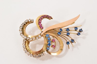 Lot 480 - Gold and gem-set floral spray brooch
