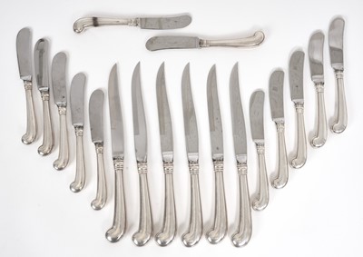 Lot 249 - Set of six Tiffany & Co. sterling silver handled steak knives, and 12 butter knives
