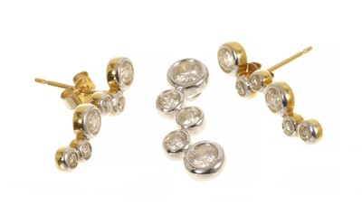 Lot 449 - 18ct white gold diamond ‘bubble’ pendant and pair of similar style earrings