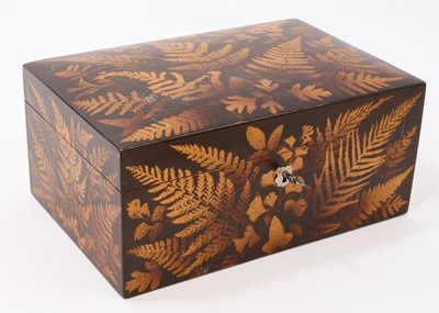 Lot 688 - 19th century Mauchline fernware jewellery box with original satin lining
