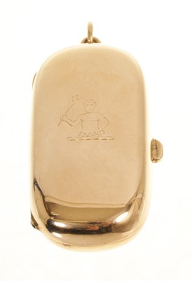 Lot 495 - Edwardian 15ct gold double sovereign holder with engraved initials and crest, Chester 1902, 7cm