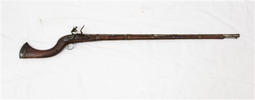 Lot 924 - 19th century Arab flintlock Jezail musket with...