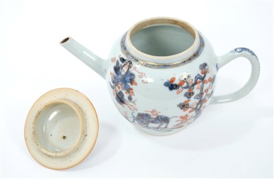 Lot 142 - Early 18th century Chinese Imari teapot and cover