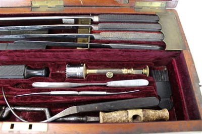 Lot 3664 - Victorian surgical instruments in fitted case