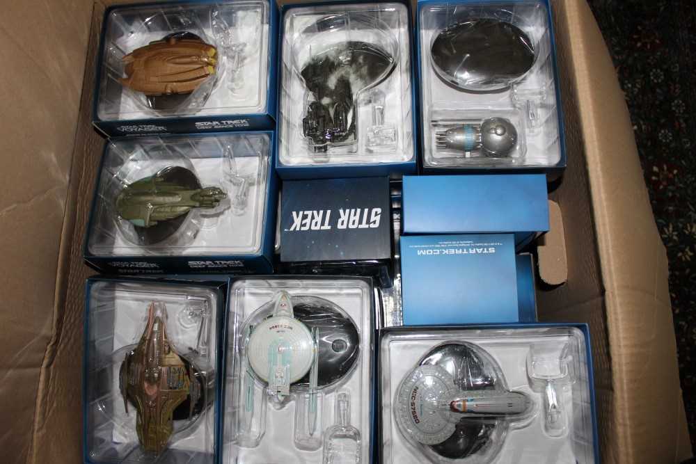 Lot 3819 - Star Trek Memorabilia including The Official Starships Collection model and magazines, The Graphic Novel Collection volumes still in cellophane Star Trek Annual.