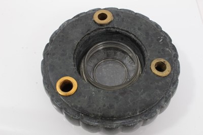 Lot 258 - Good 19th century grand tour serpentine marble inkwell