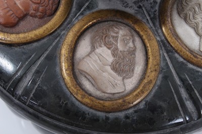 Lot 258 - Good 19th century grand tour serpentine marble inkwell
