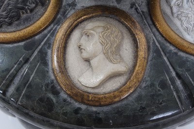 Lot 258 - Good 19th century grand tour serpentine marble inkwell