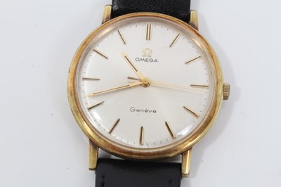 Lot 178 - 1970s gentlemens Omega Genève wristwatch with 17 jewel 601 calibre movement, the circular brushed satin dial with applied gold dart hour markers and centre seconds, in gold plated circular case, on...