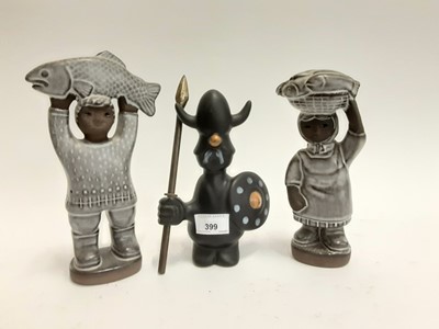 Lot 399 - Nao porcelain figure - lady with goose, and other decorated china and ornaments - 1 shelf