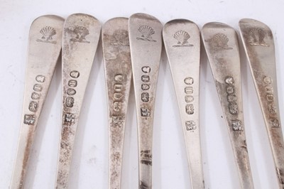 Lot 201 - Composite set of early 19th century Old English pattern flatware, with armorial crest. 32 pieces.