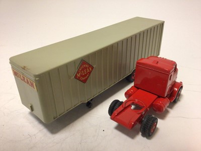 Lot 2002 - Dinky Supertoys tractor-trailer Mclean No. 948 boxed