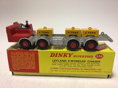 Lot 2007 - Dinky Supertoys Leyland 8-wheeled chassis No. 936 boxed